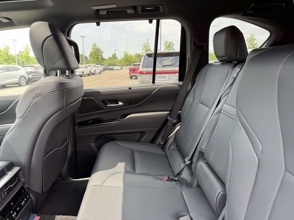 New 2026 Lexus LX 700h Luxury AWD/4WD image 13
