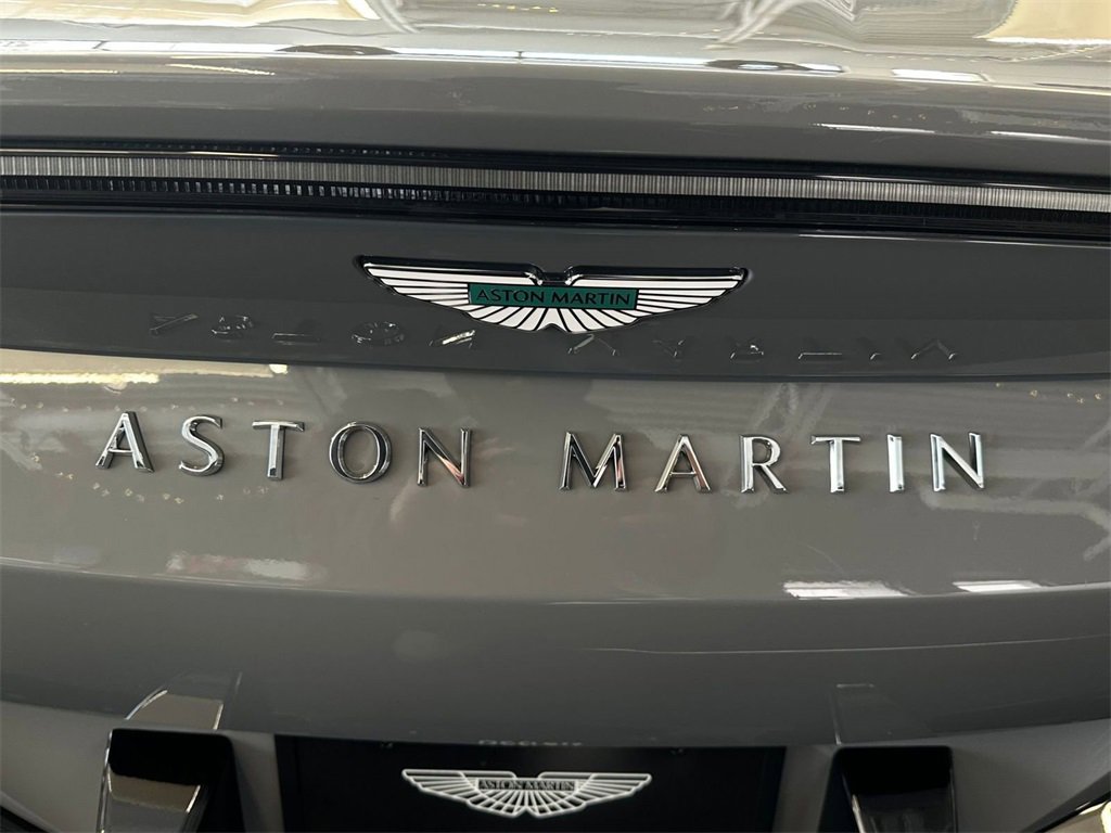 New 2026 Aston Martin V8 Vantage Convertible image 7