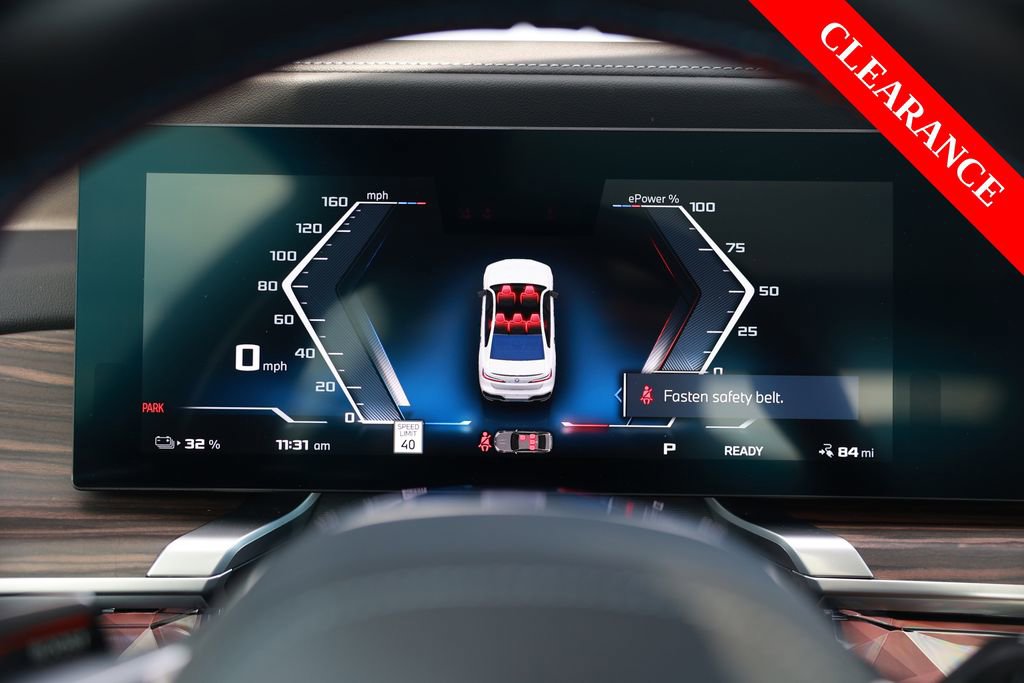 Used 2025 BMW i7 M70 w/ Executive Package image 19