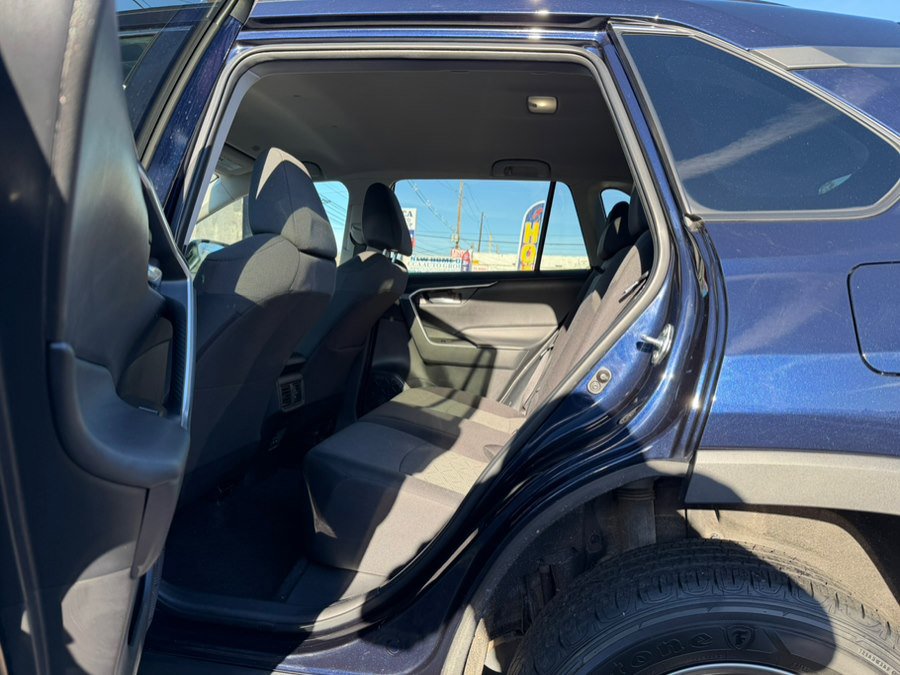 Used 2024 Toyota RAV4 XLE image 18
