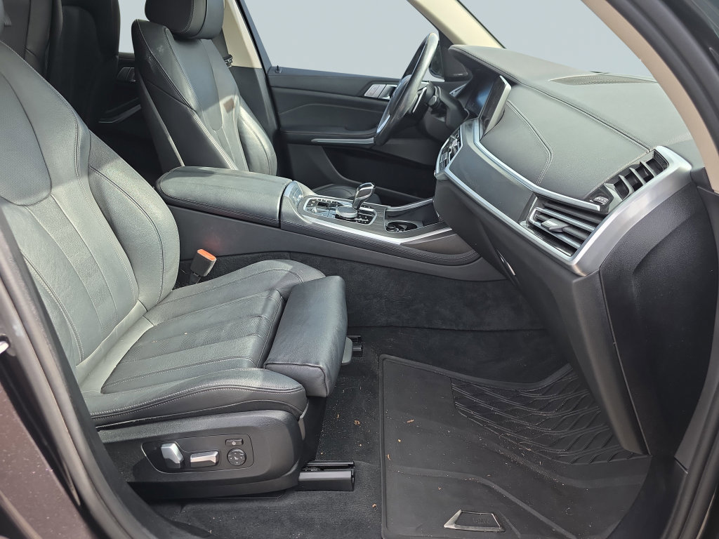 Used 2020 BMW X7 xDrive40i w/ Premium Package AWD/4WD image 40