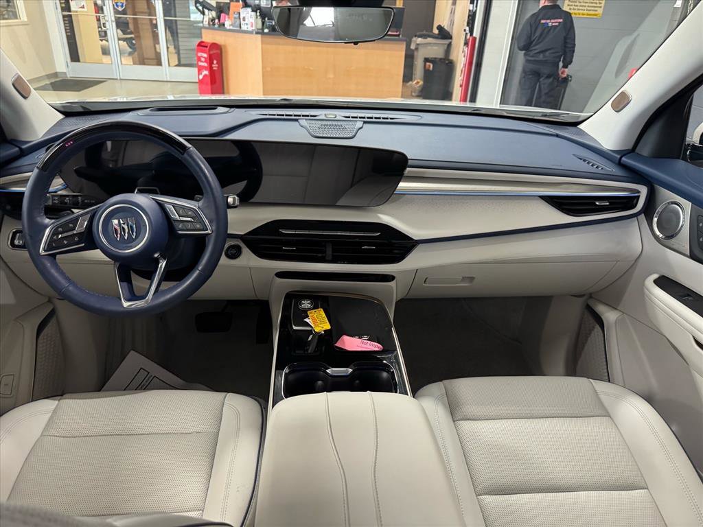 Certified 2025 Buick Enclave Avenir w/ Super Cruise Package image 14