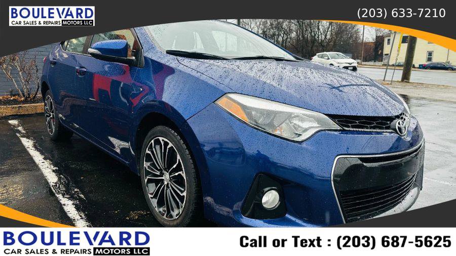 Used 2016 Toyota Corolla S Premium FWD image 2