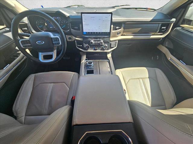 Used 2022 Ford Expedition Limited image 15