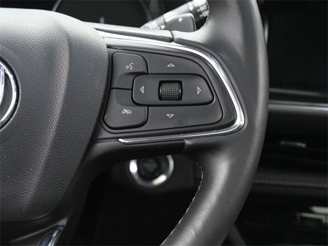 Certified 2023 Buick Envision Essence w/ Sport Touring Package image 29