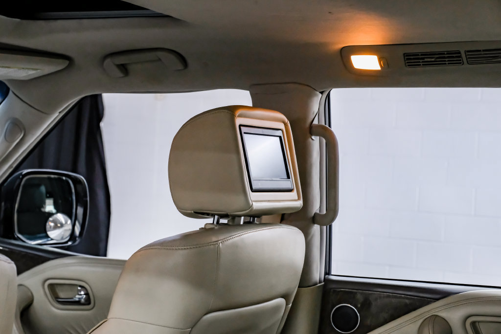 Used 2016 INFINITI QX80 2WD w/ Driver's Assistance Package image 50