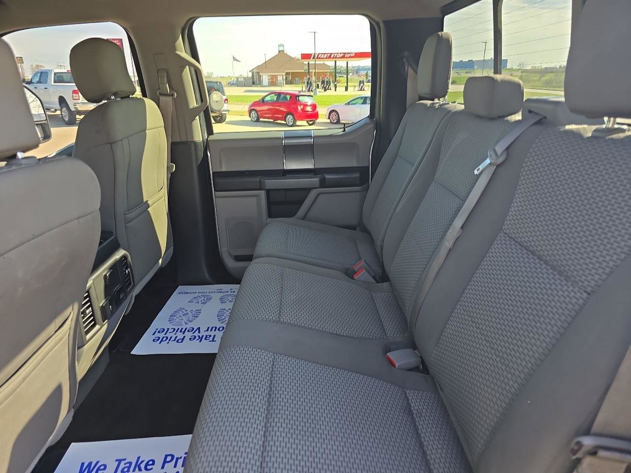 Used 2017 Ford F350 XLT w/ XLT Premium Package image 12