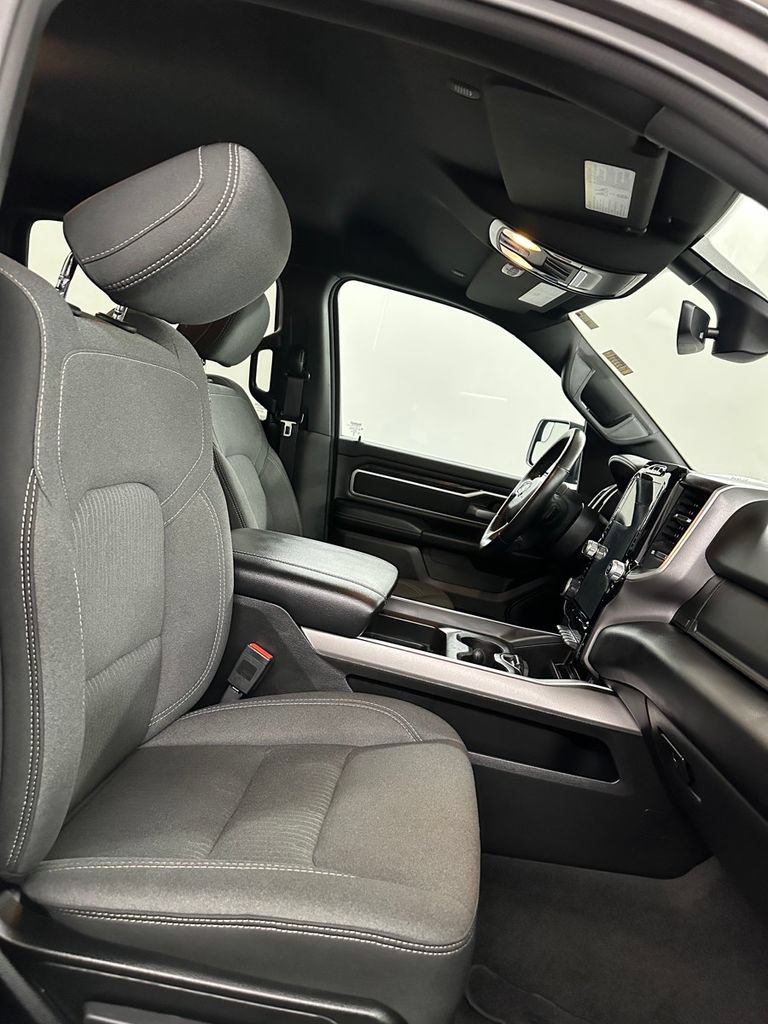Used 2023 RAM 1500 Big Horn AWD/4WD image 38