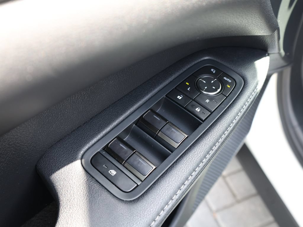 Used 2025 Lexus RX 350h w/ Accessory Package (Z1) AWD/4WD image 13