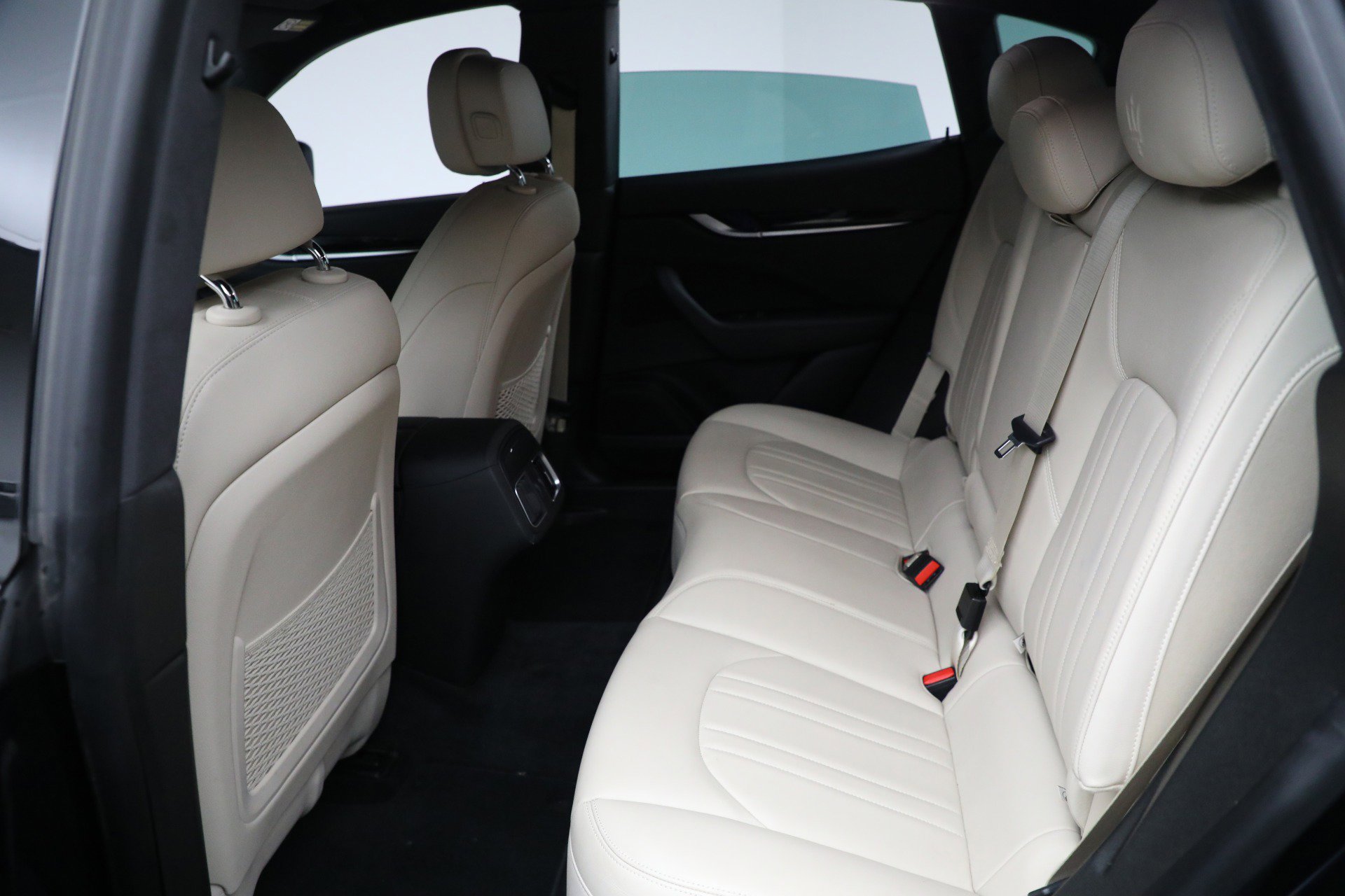 Used 2019 Maserati Levante image 20