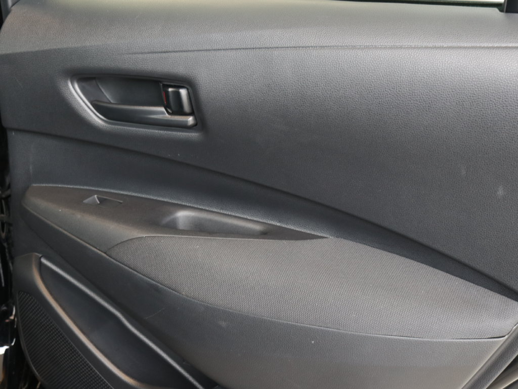 Used 2024 Toyota Corolla LE FWD image 32