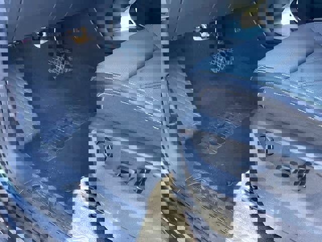 Used 2024 Volkswagen Atlas SE image 10