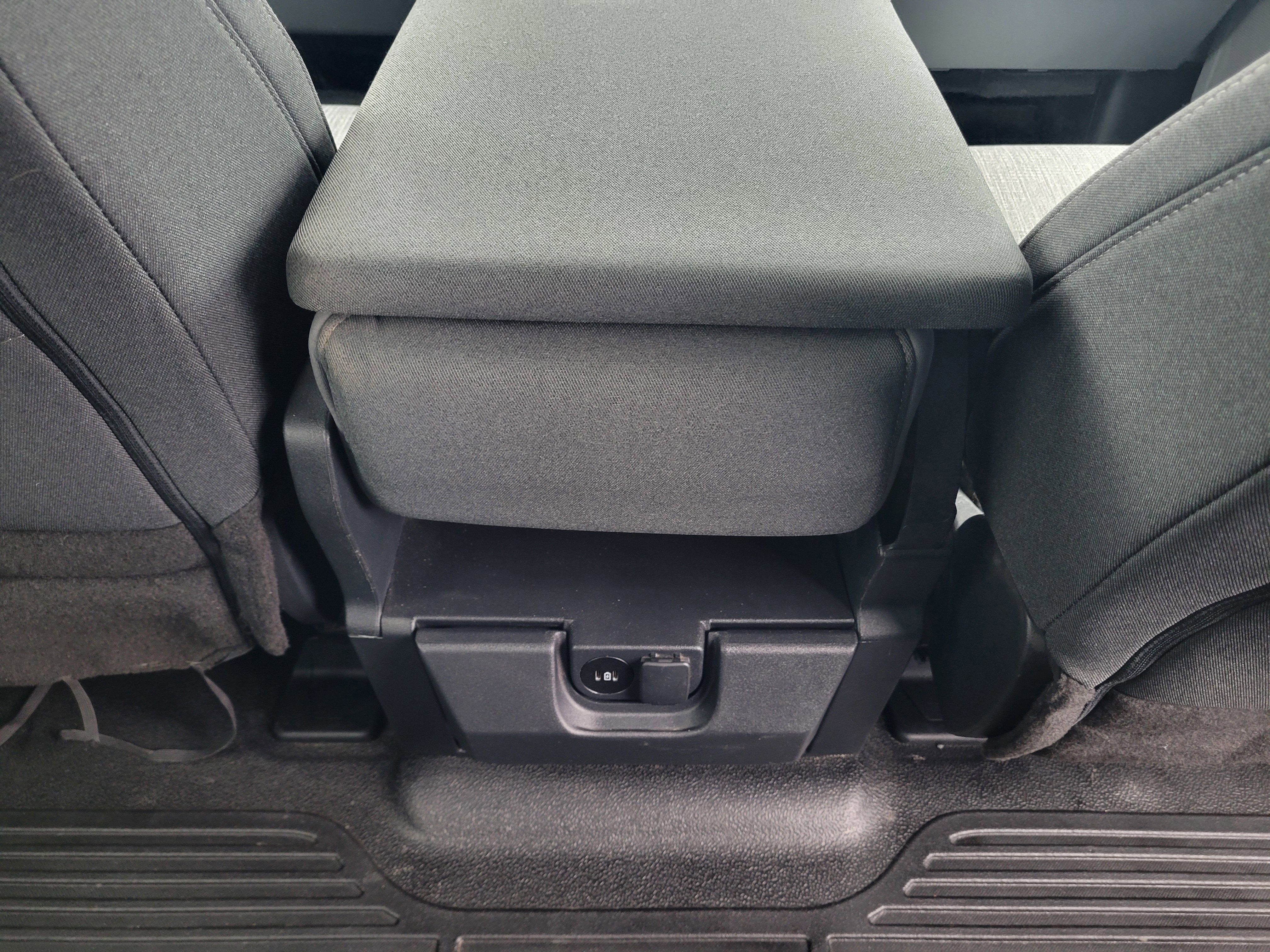 Used 2023 Ford F350 XLT w/ XLT Premium Package image 19