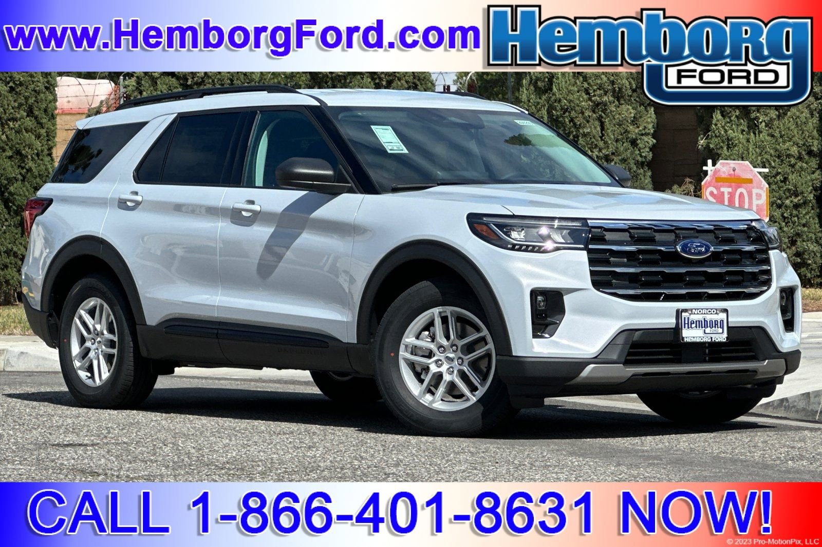 New 2026 Ford Explorer Active RWD image 1