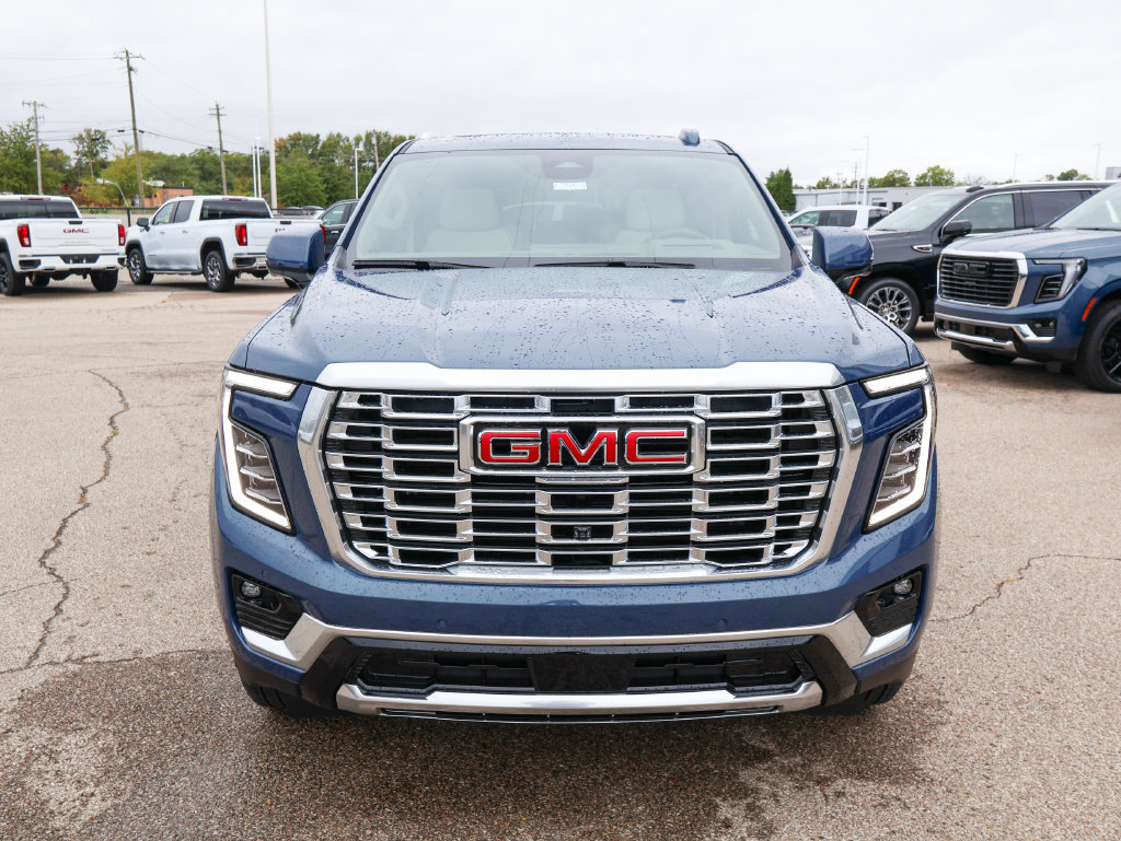 New 2026 GMC Yukon Denali w/ Denali Reserve Package AWD/4WD image 39