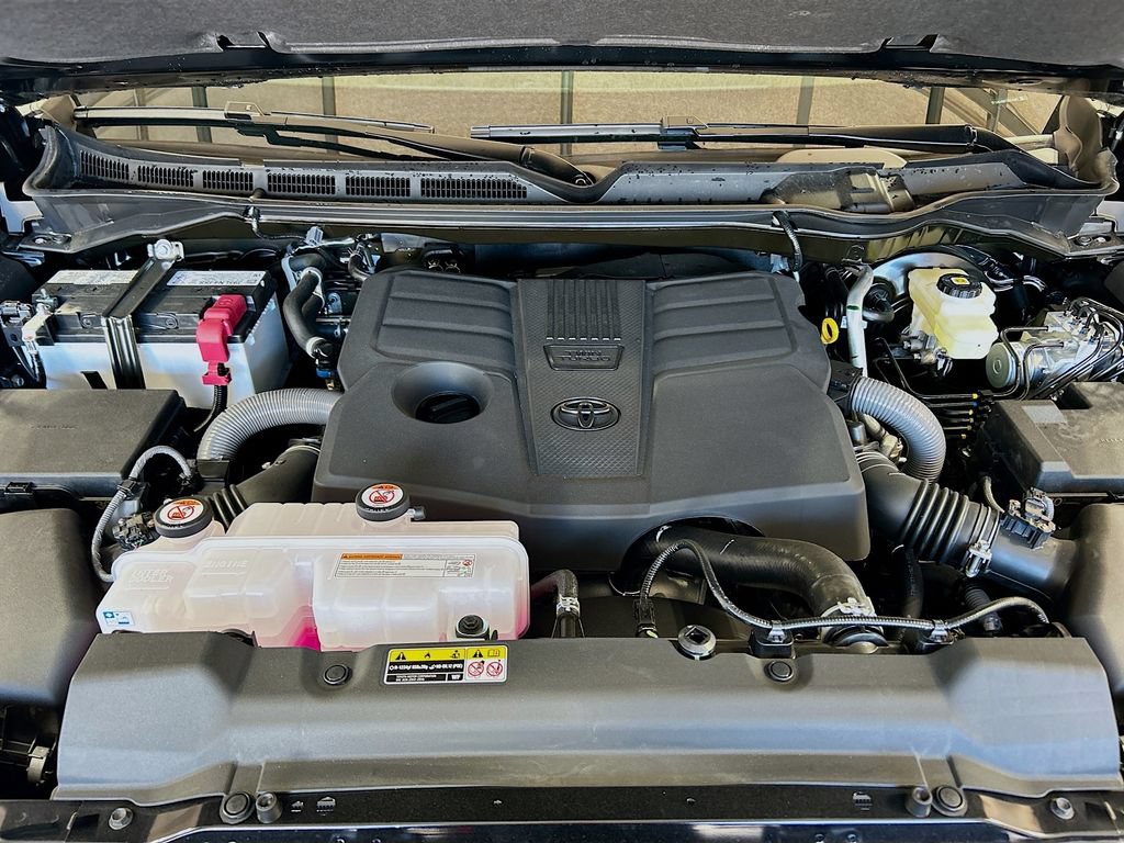 New 2026 Toyota Tundra Limited RWD image 8