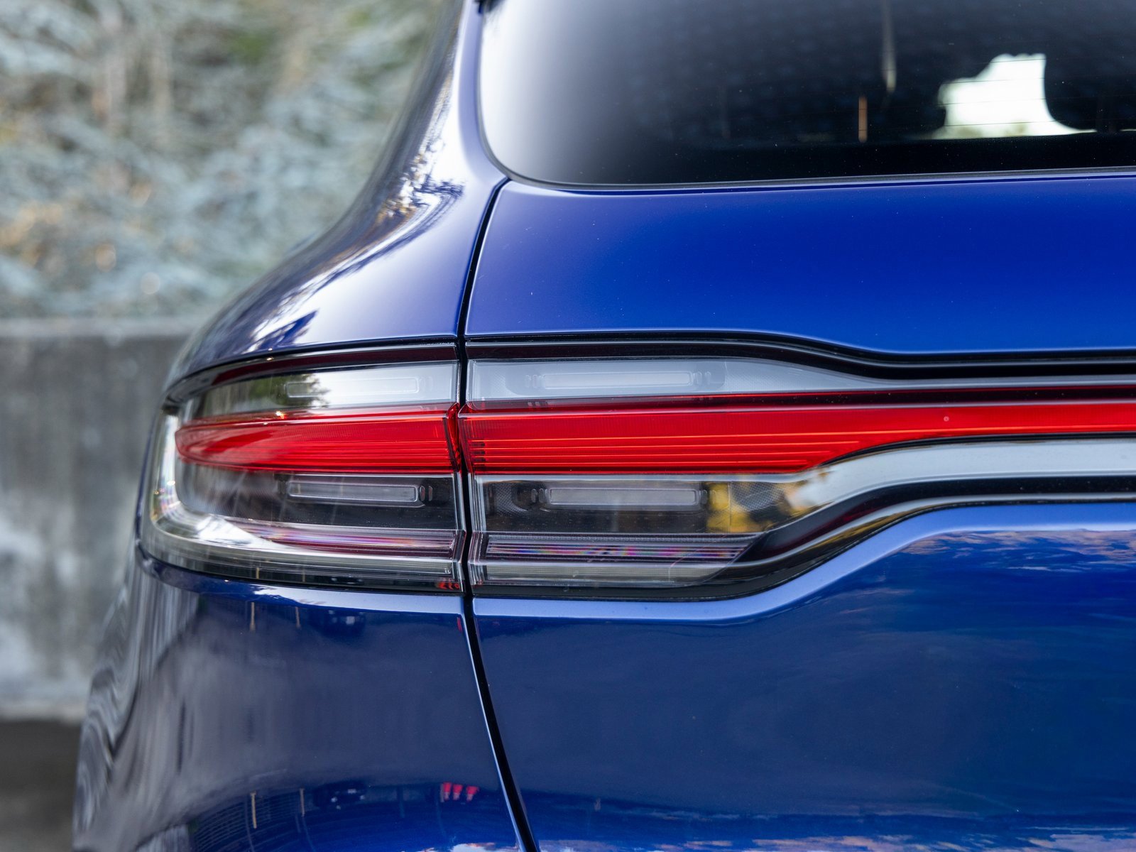 Certified 2024 Porsche Macan image 18