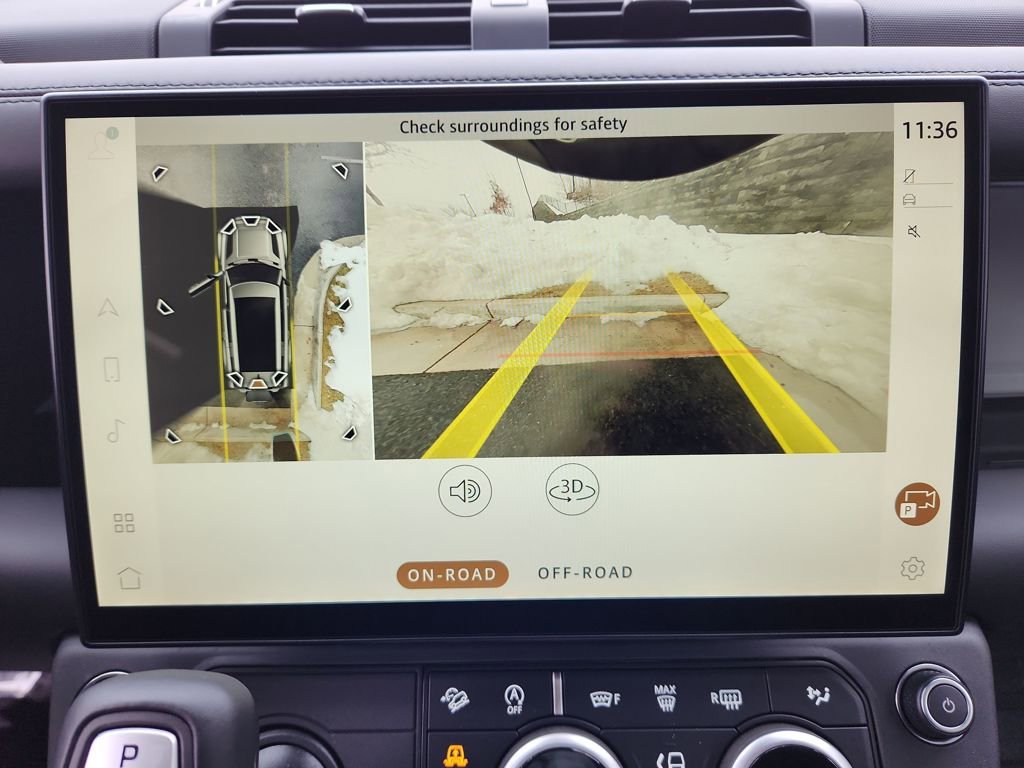 New 2026 Land Rover Defender 130 X-Dynamic SE image 20