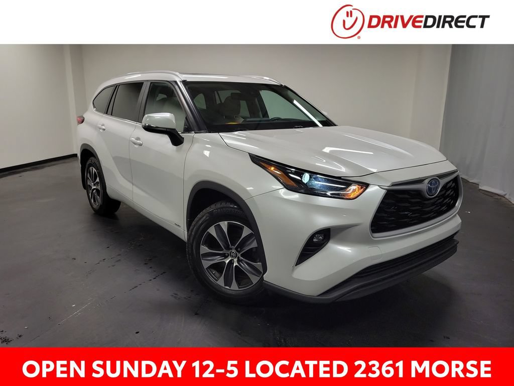 Used 2024 Toyota Highlander XLE