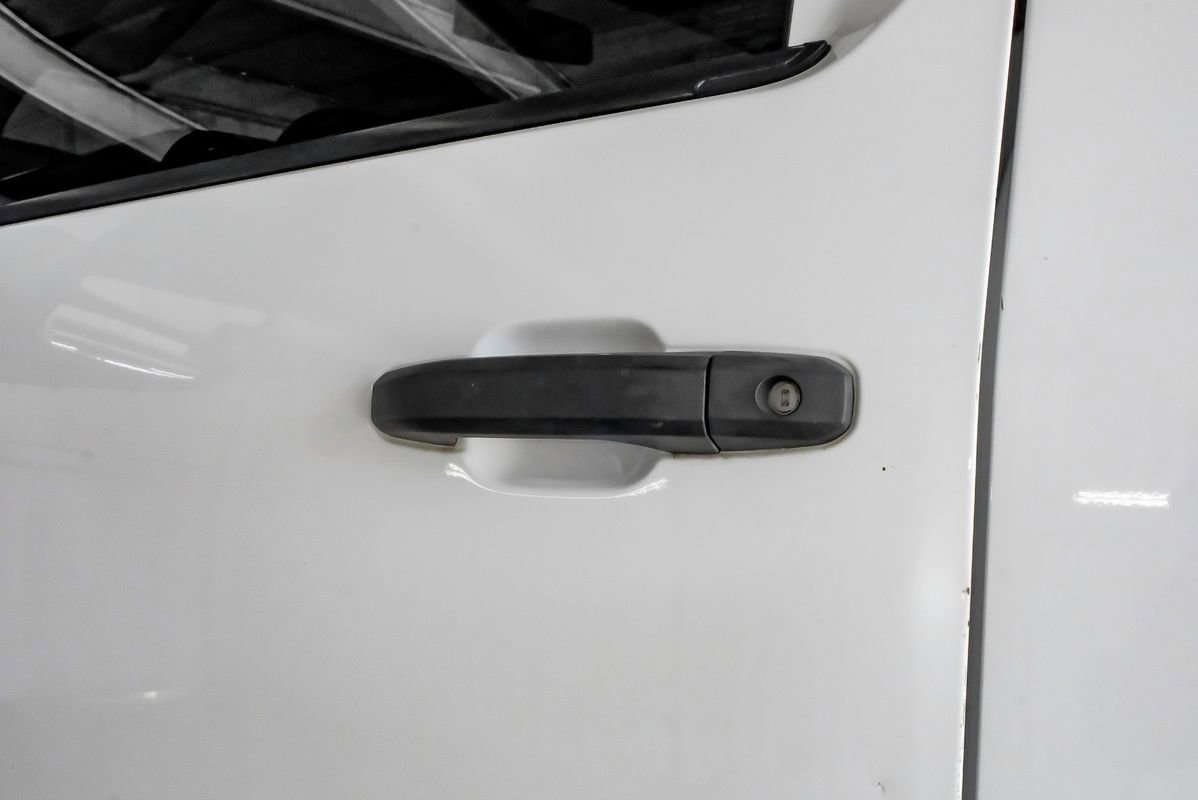 Used 2020 GMC Sierra 3500 4x4 Regular Cab w/ Convenience Package image 31