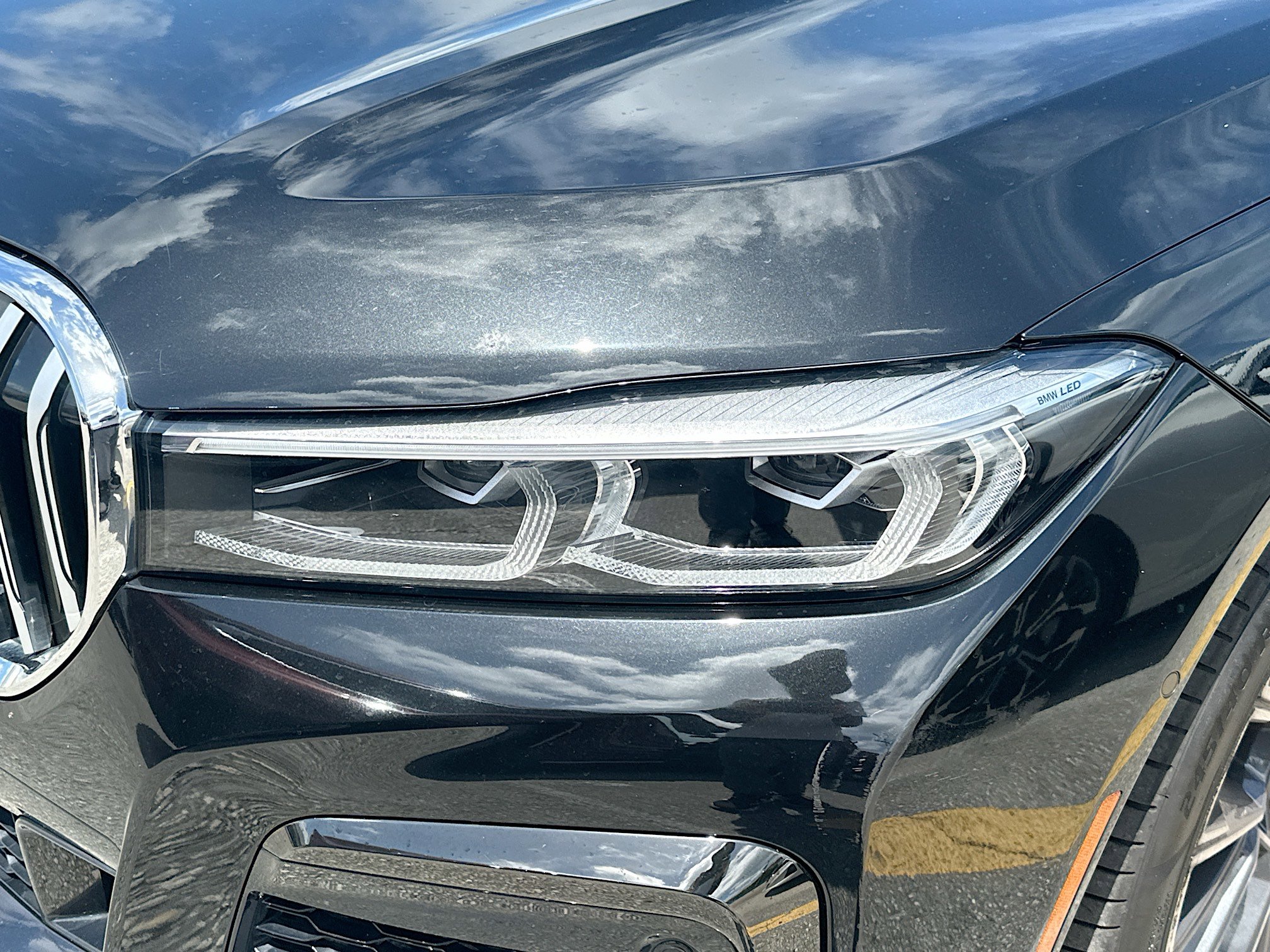 Used 2020 BMW 750i xDrive w/ Executive Package image 7