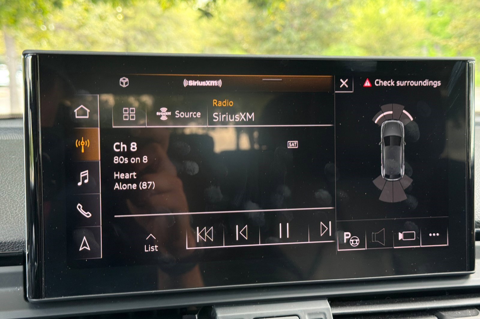 Used 2021 Audi Q5 Prestige w/ Prestige Package image 24