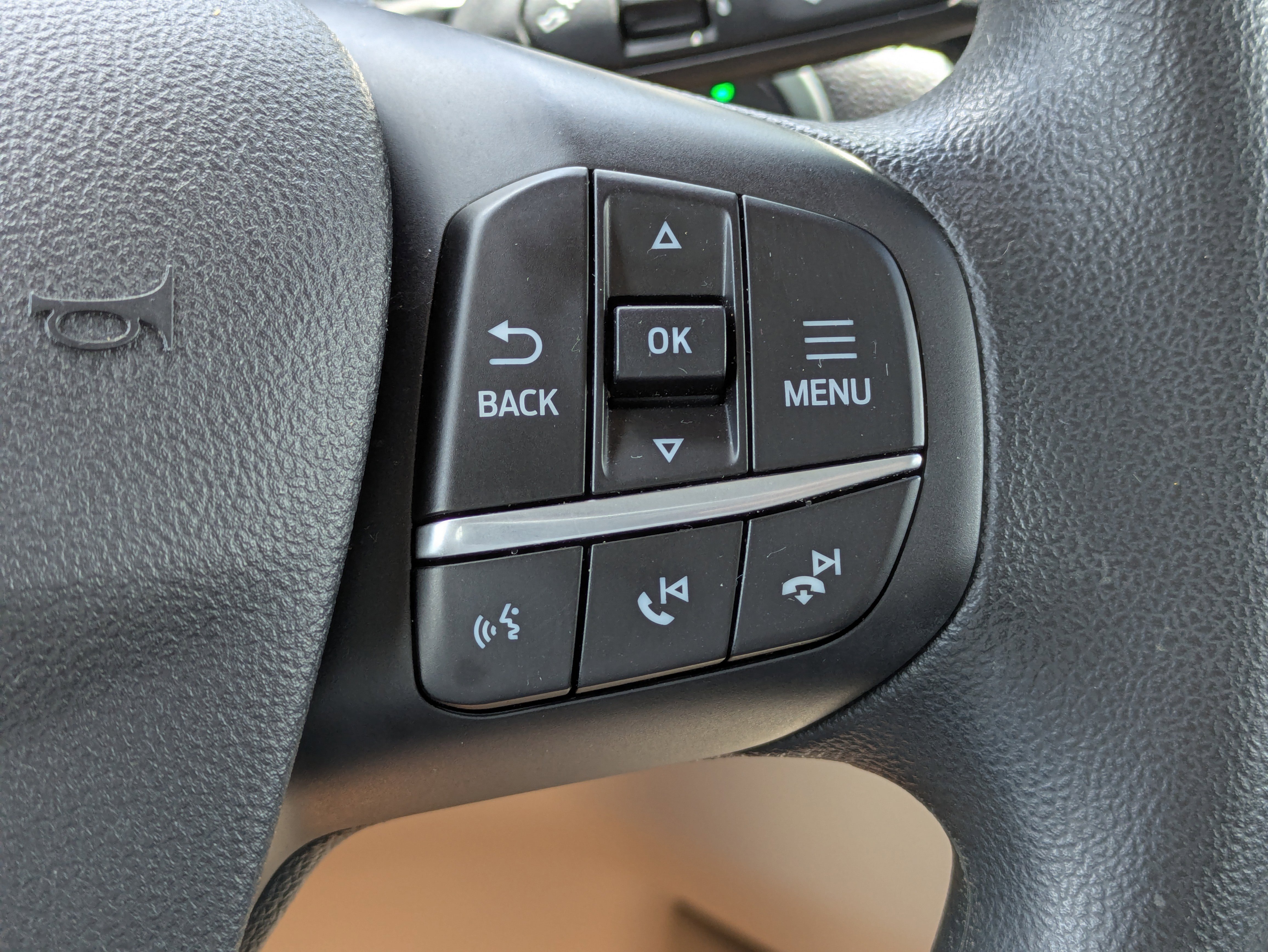 Used 2021 Ford Escape SE FWD image 21