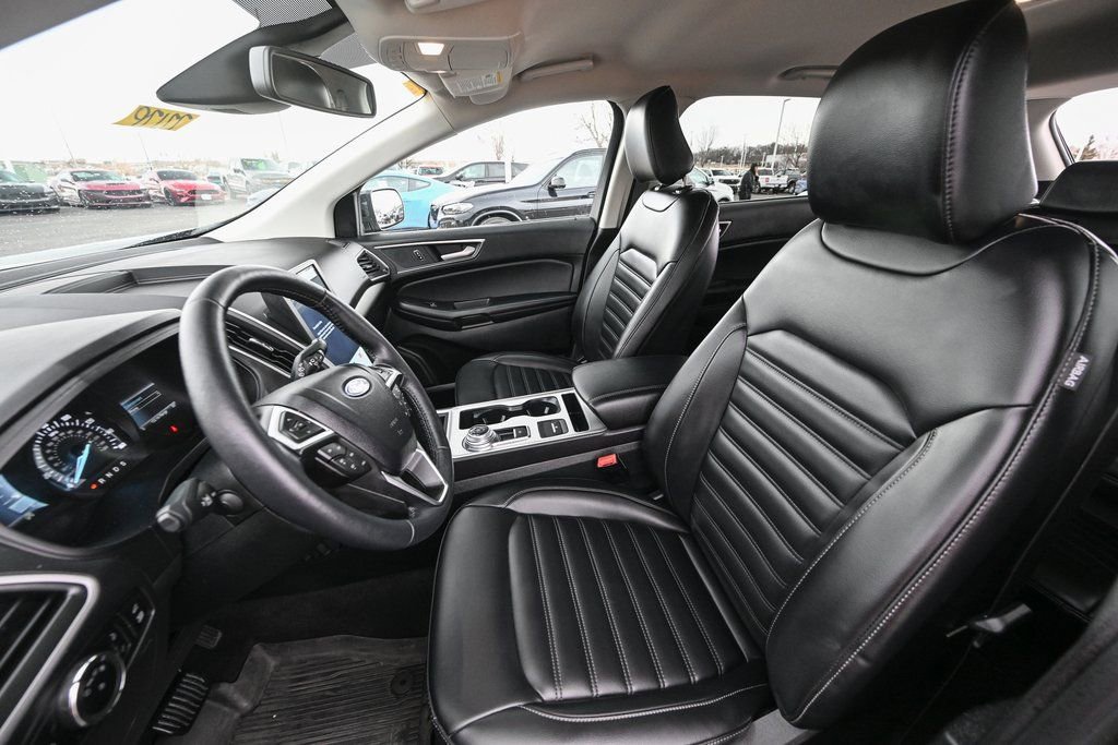 Certified 2024 Ford Edge SEL w/ Convenience Package image 17