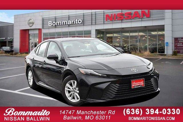 Used 2025 Toyota Camry LE
