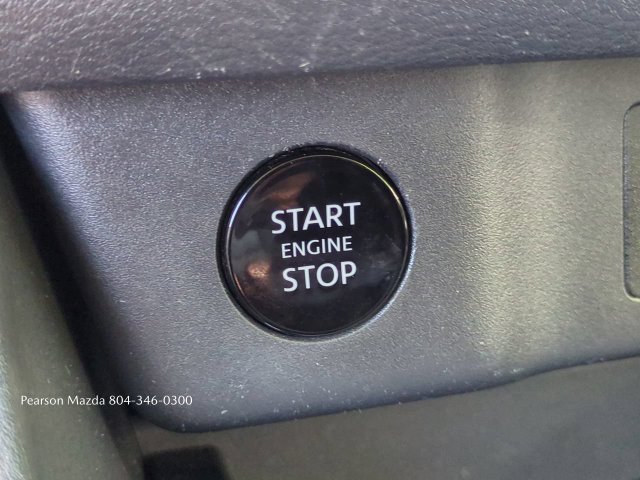 Used 2024 Nissan Rogue SV AWD/4WD image 27