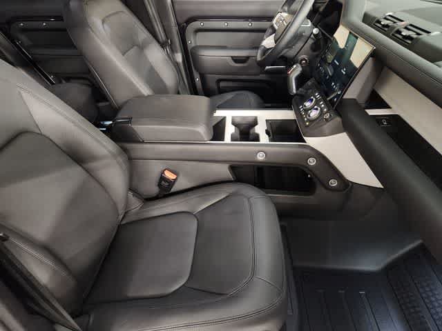 Used 2026 Land Rover Defender 130 S AWD/4WD image 3