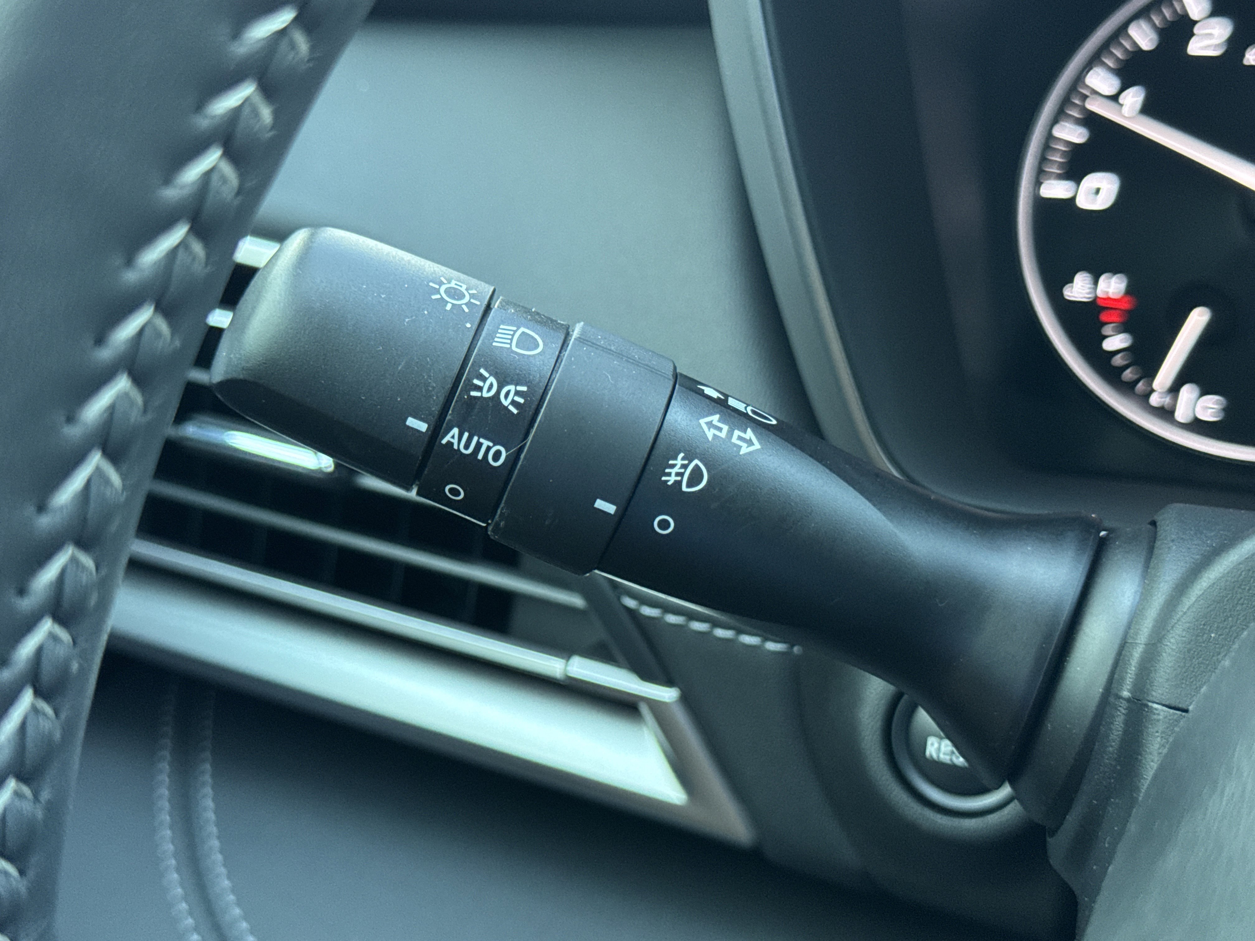 Used 2025 Subaru Outback Touring XT image 16