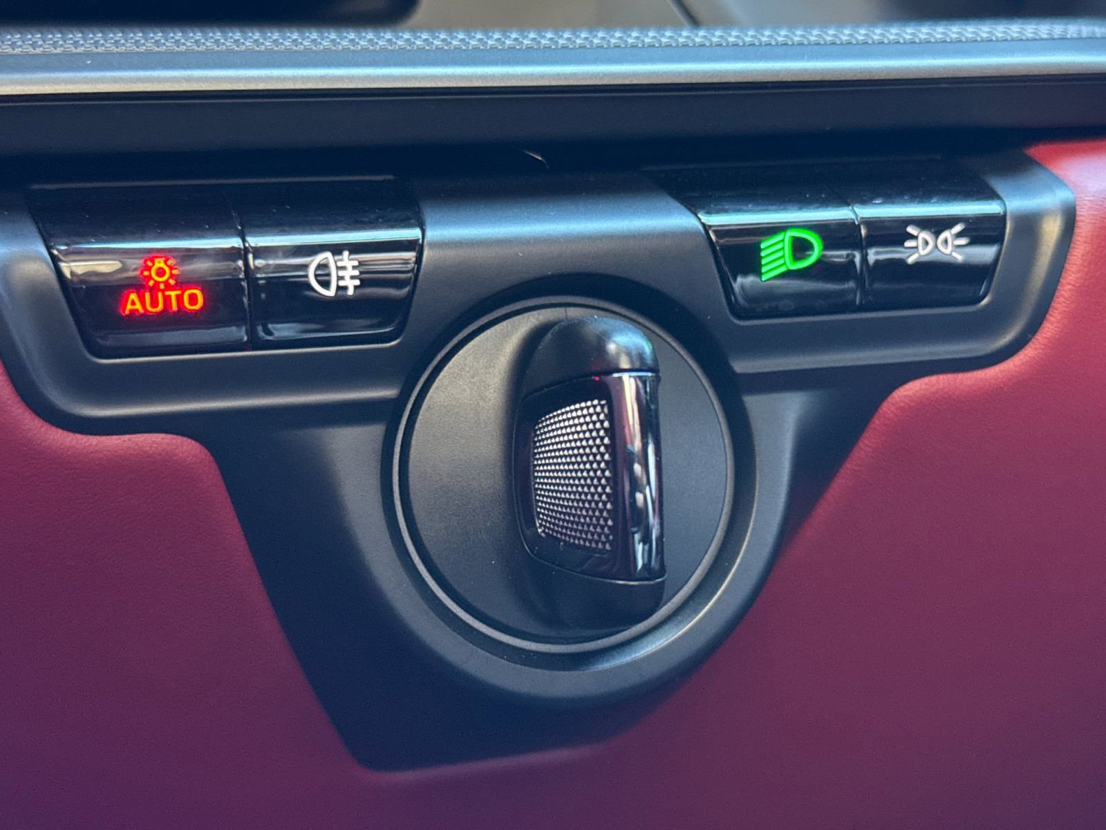 Certified 2020 Porsche 911 Carrera S image 24