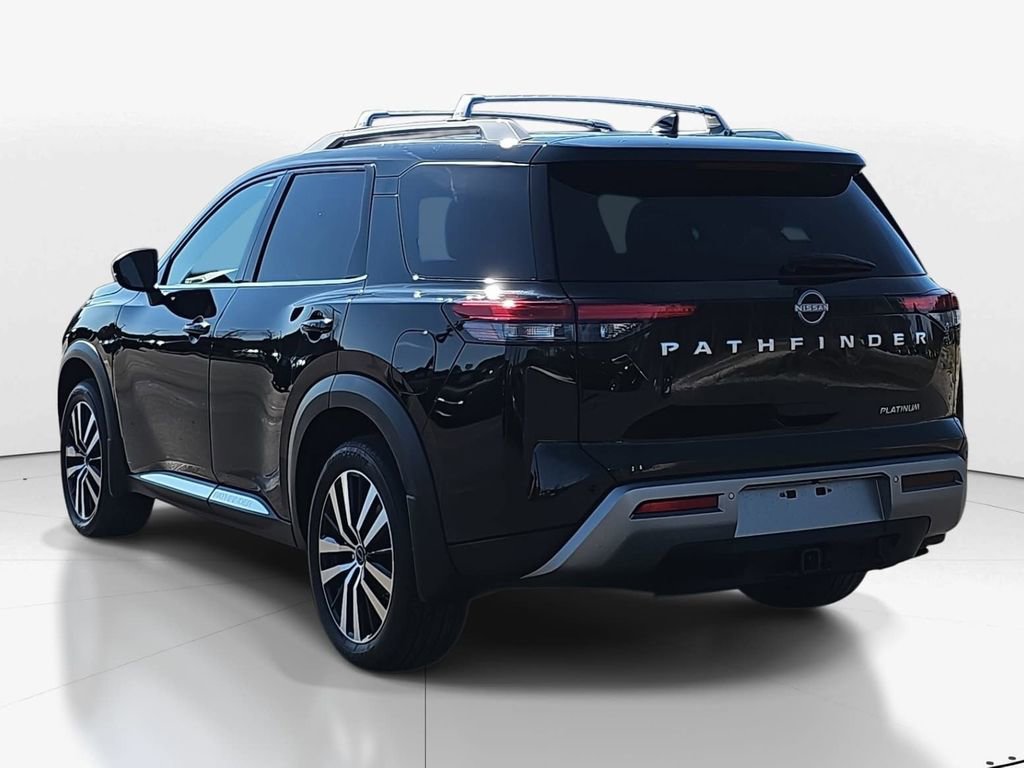 Used 2024 Nissan Pathfinder Platinum w/ Cargo Package image 7