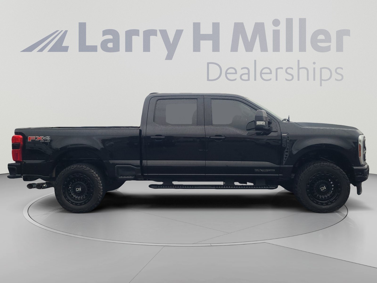 Used 2024 Ford F250 Lariat w/ Lariat Ultimate Package AWD/4WD image 6