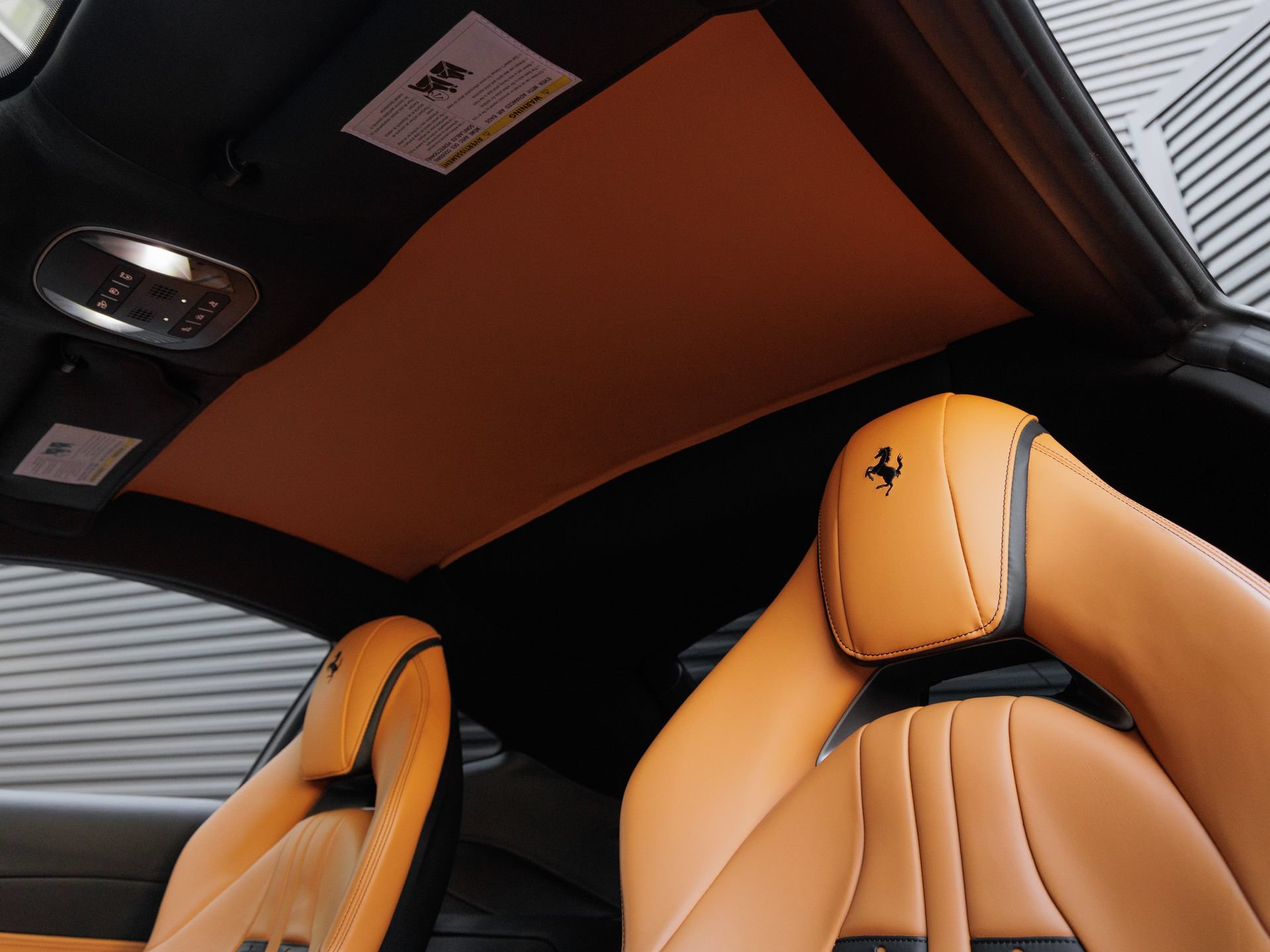 Used 2019 Ferrari 812 Superfast RWD image 17