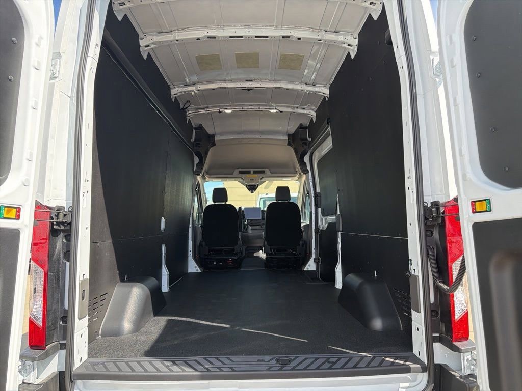 New 2026 Ford Transit 350 148 High Roof Extended RWD image 16
