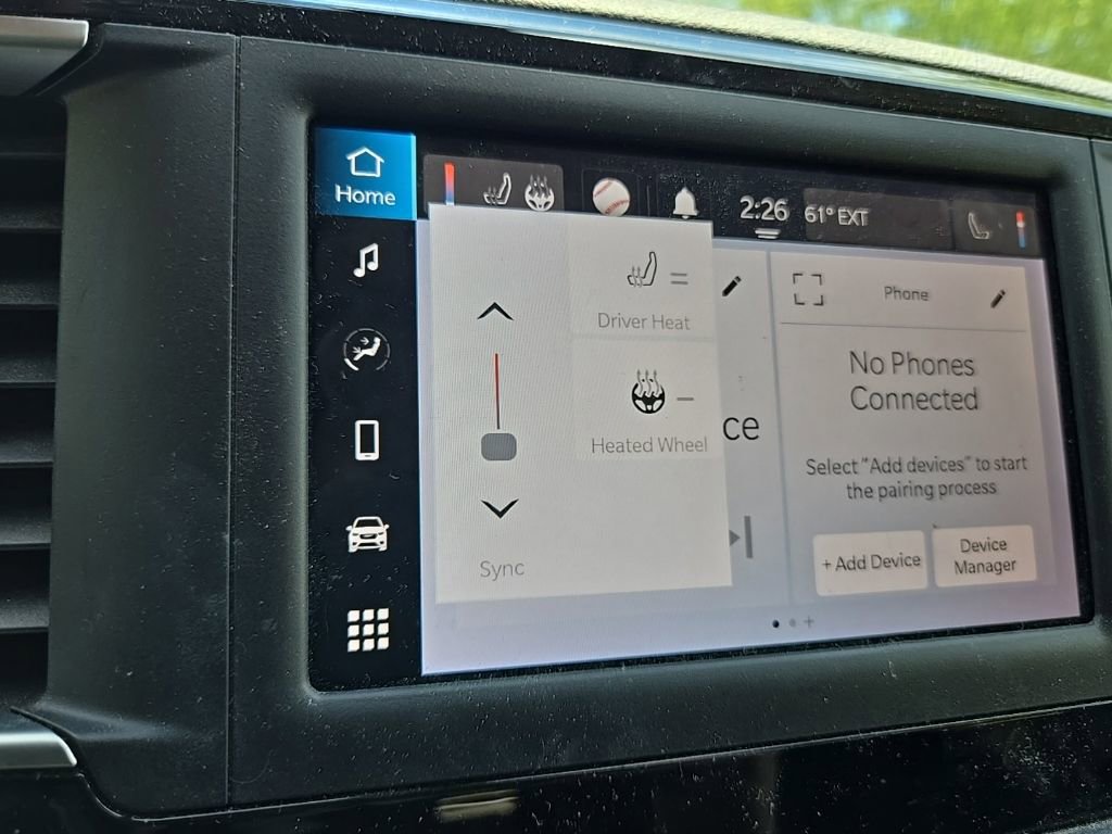 Used 2022 Chrysler Voyager LX FWD image 26
