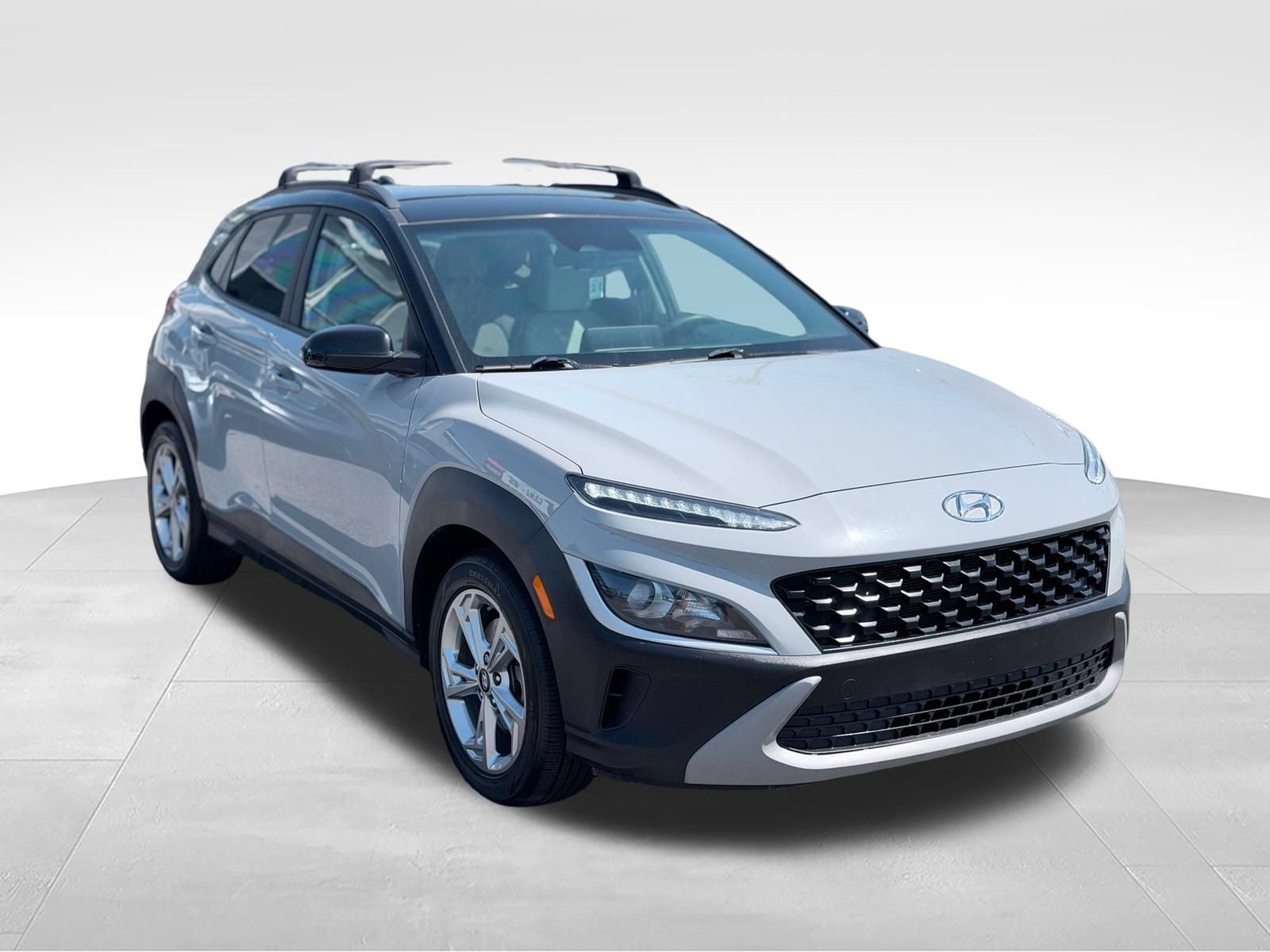 Used 2022 Hyundai Kona SEL AWD/4WD image 3