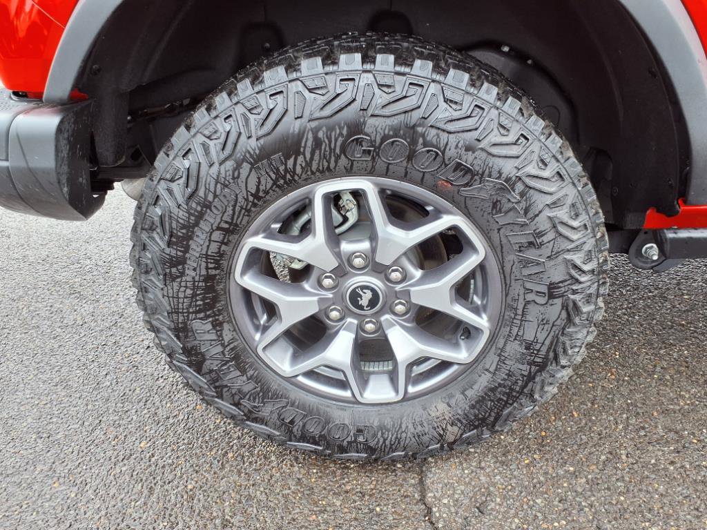 Certified 2024 Ford Bronco Badlands image 7