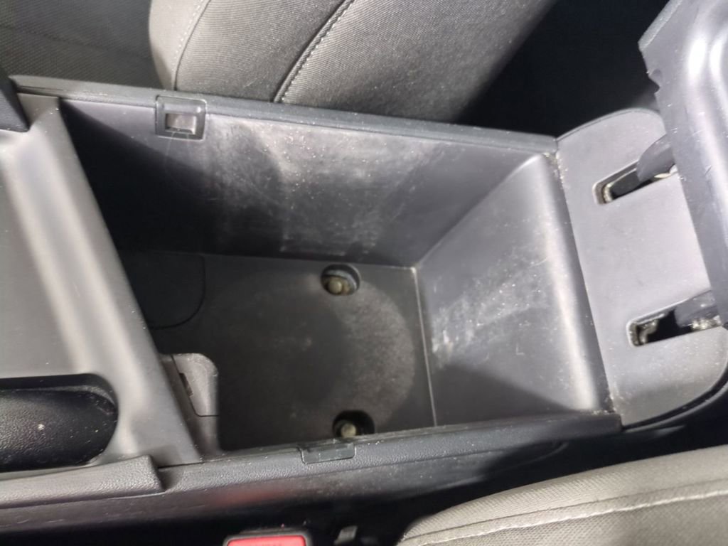 Certified 2022 Hyundai Elantra SE image 15