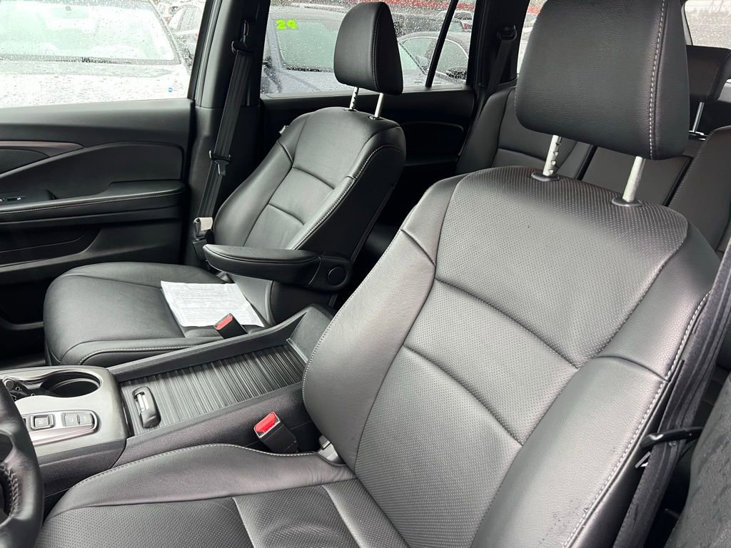 Used 2023 Honda Passport EX-L image 14