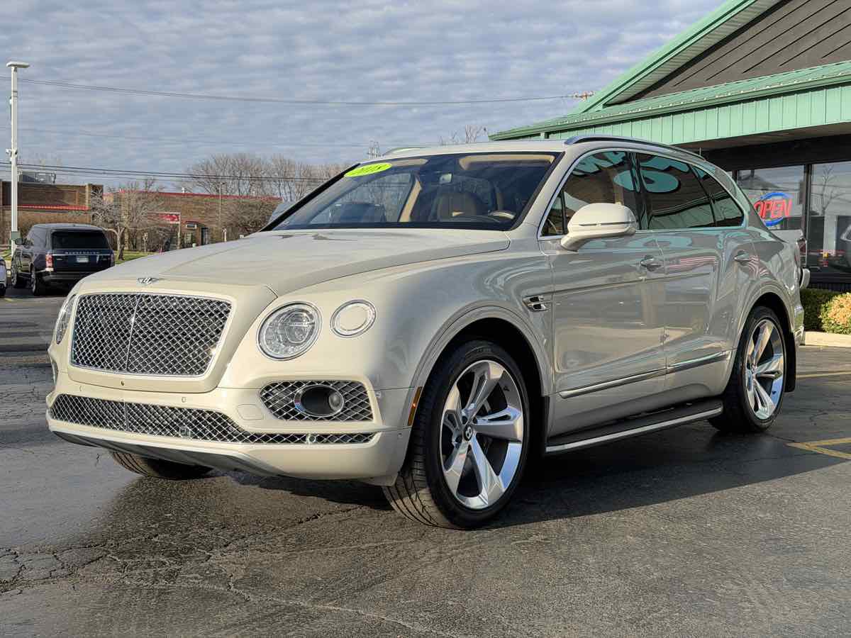 Used 2018 Bentley Bentayga image 17