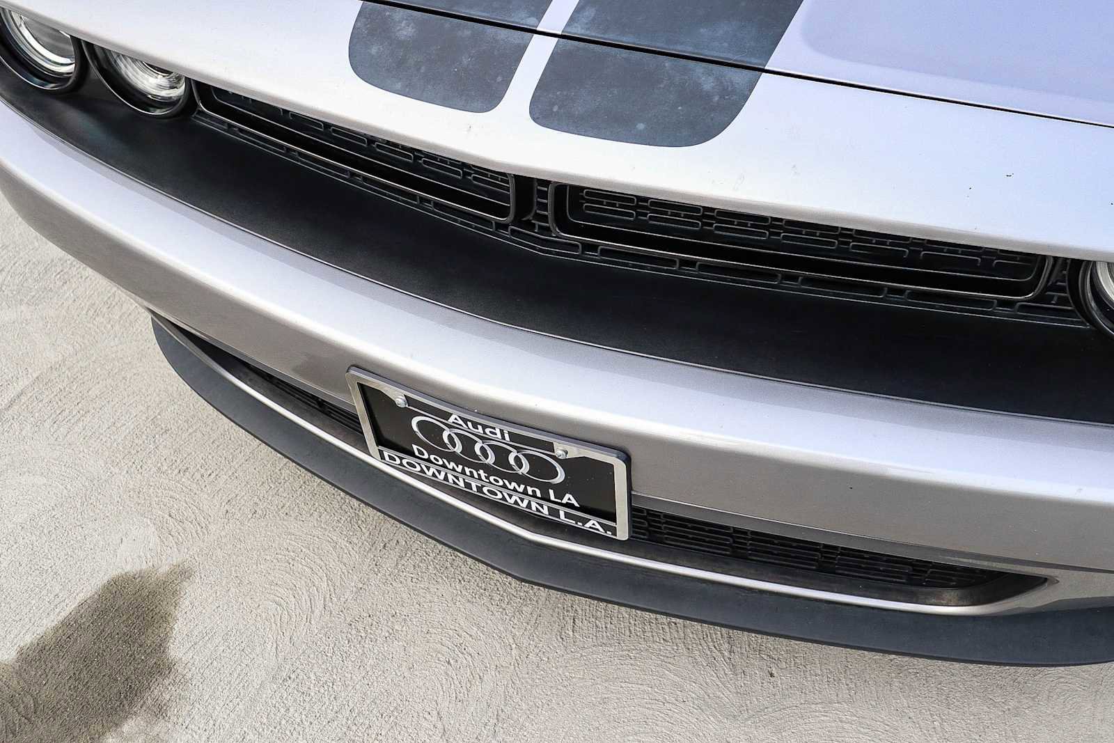 Used 2017 Dodge Challenger SXT w/ Blacktop Package image 8