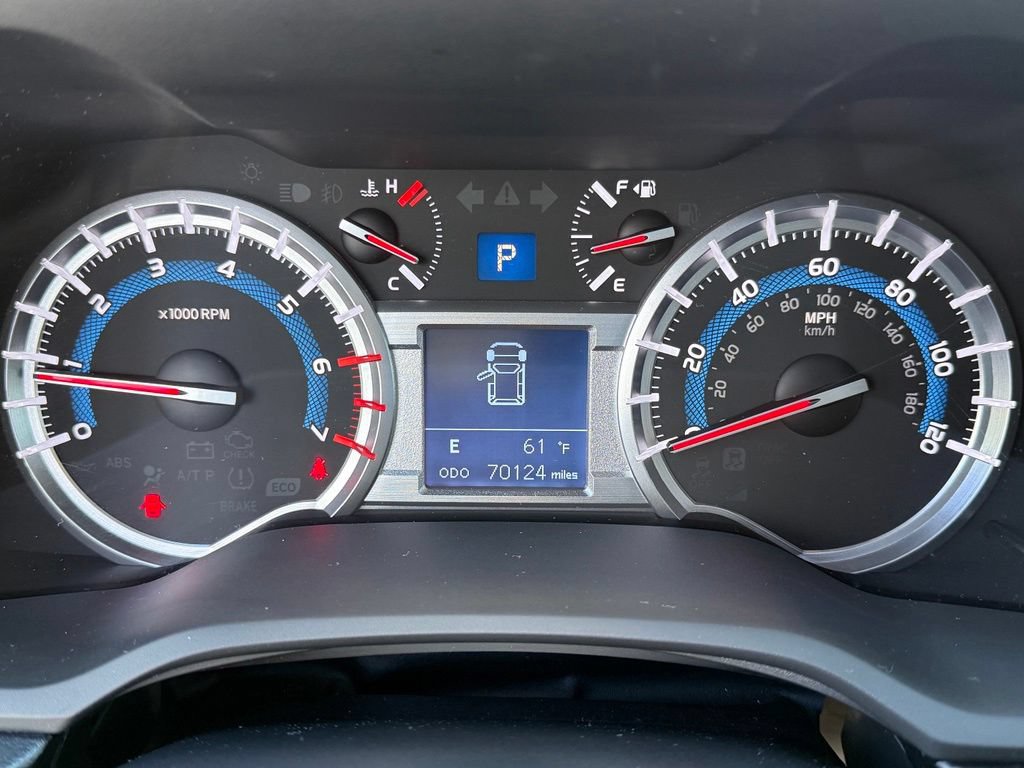 Used 2015 Toyota 4Runner Limited AWD/4WD image 17