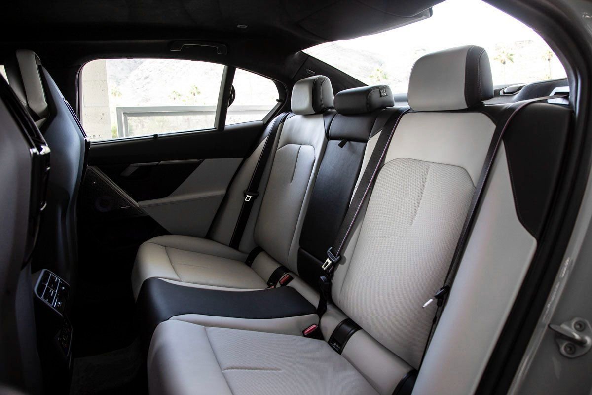 New 2026 BMW M5 w/ Carbon Package image 29