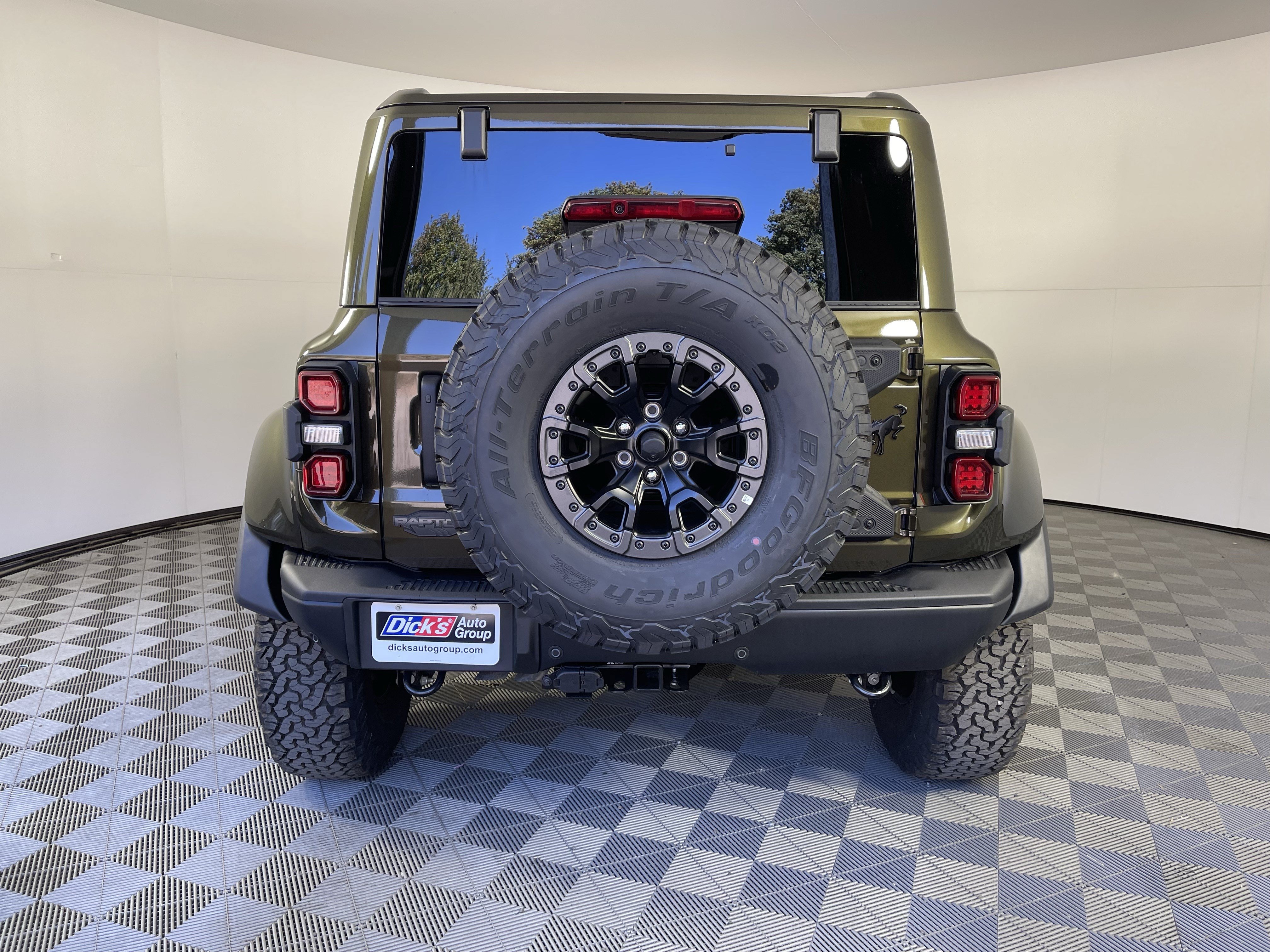 New 2026 Ford Bronco Raptor w/ Interior Carbon Fiber Pack AWD/4WD image 4