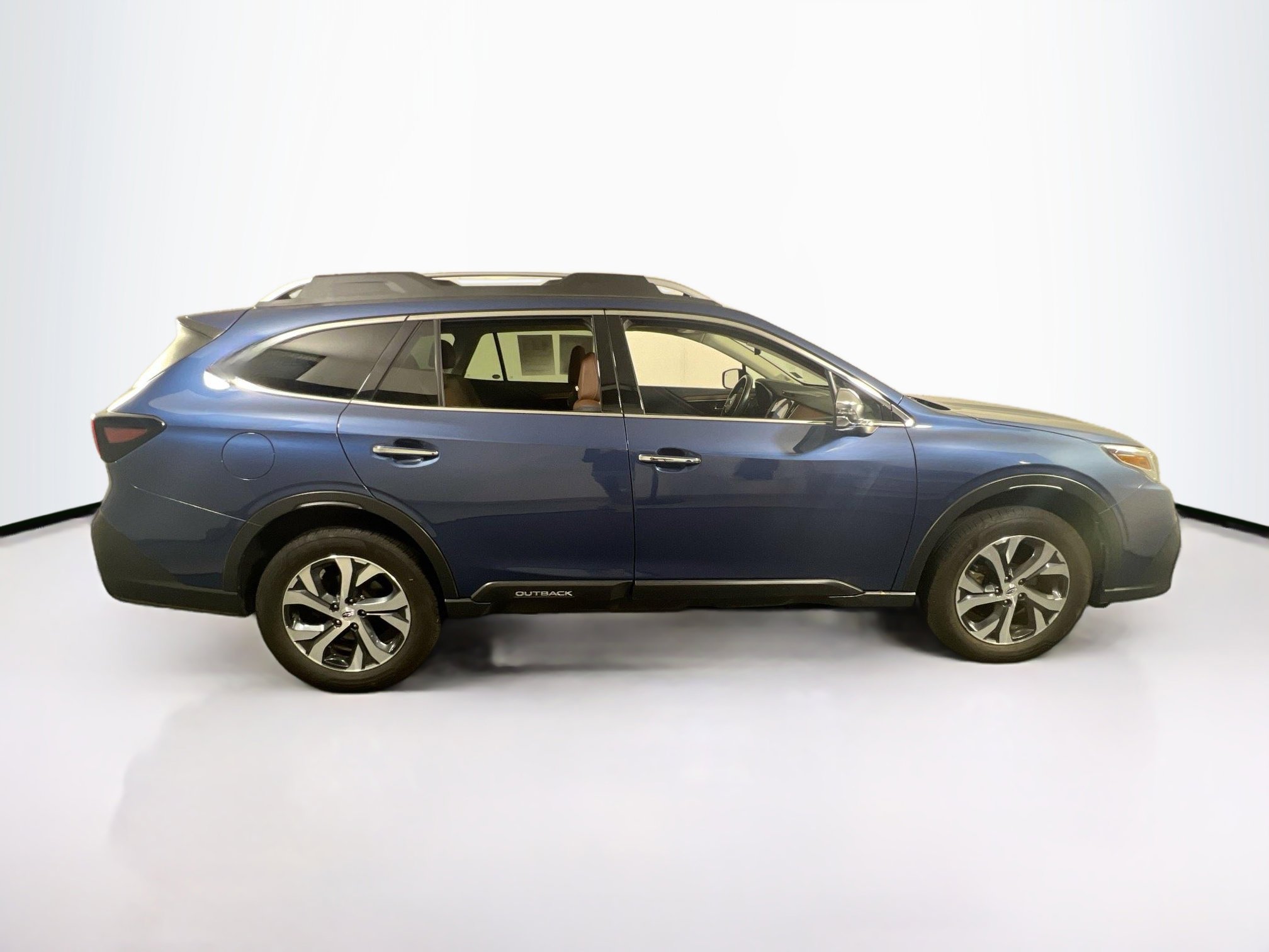 Used 2022 Subaru Outback Touring XT AWD/4WD image 4