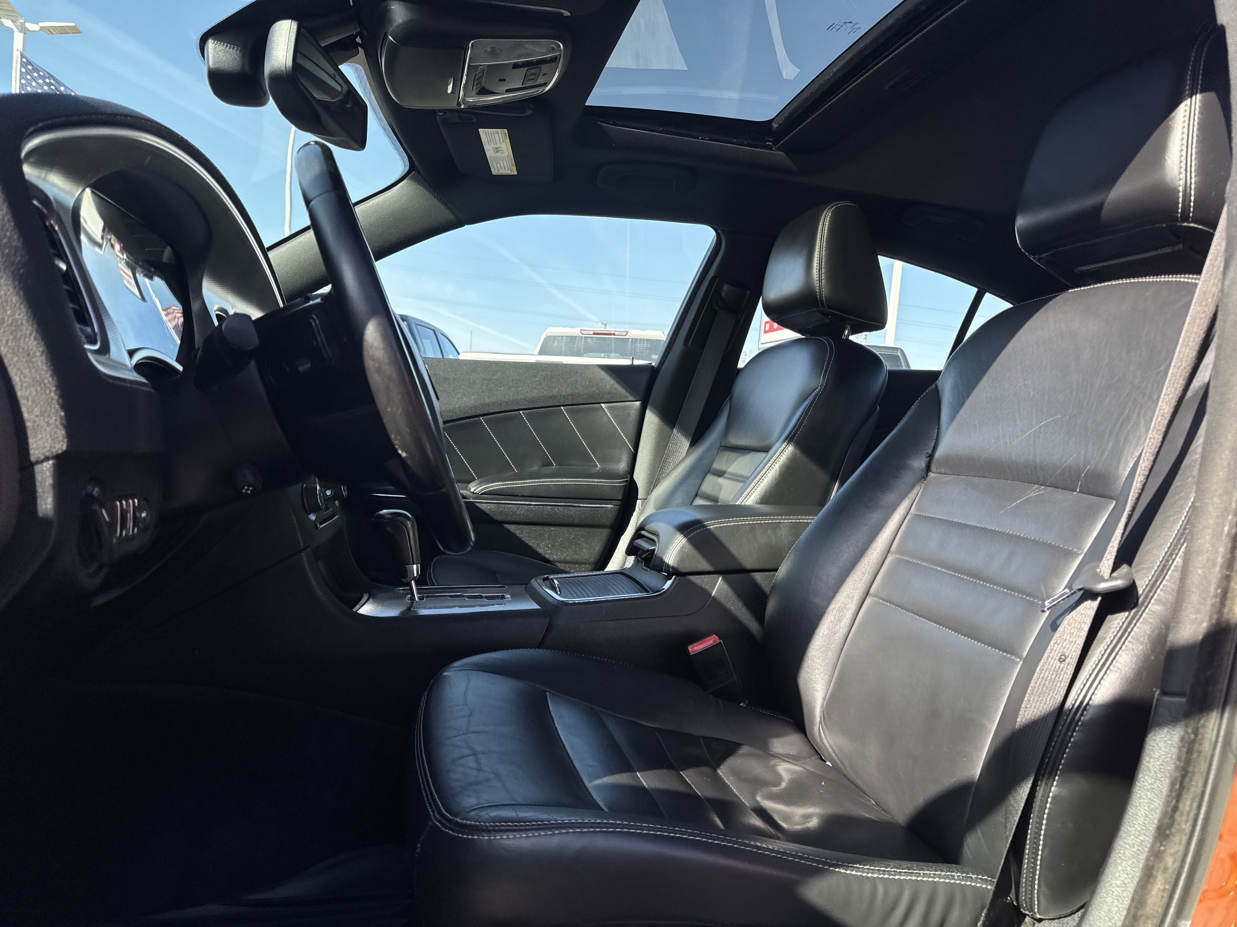 Used 2011 Dodge Charger R/T AWD/4WD image 17