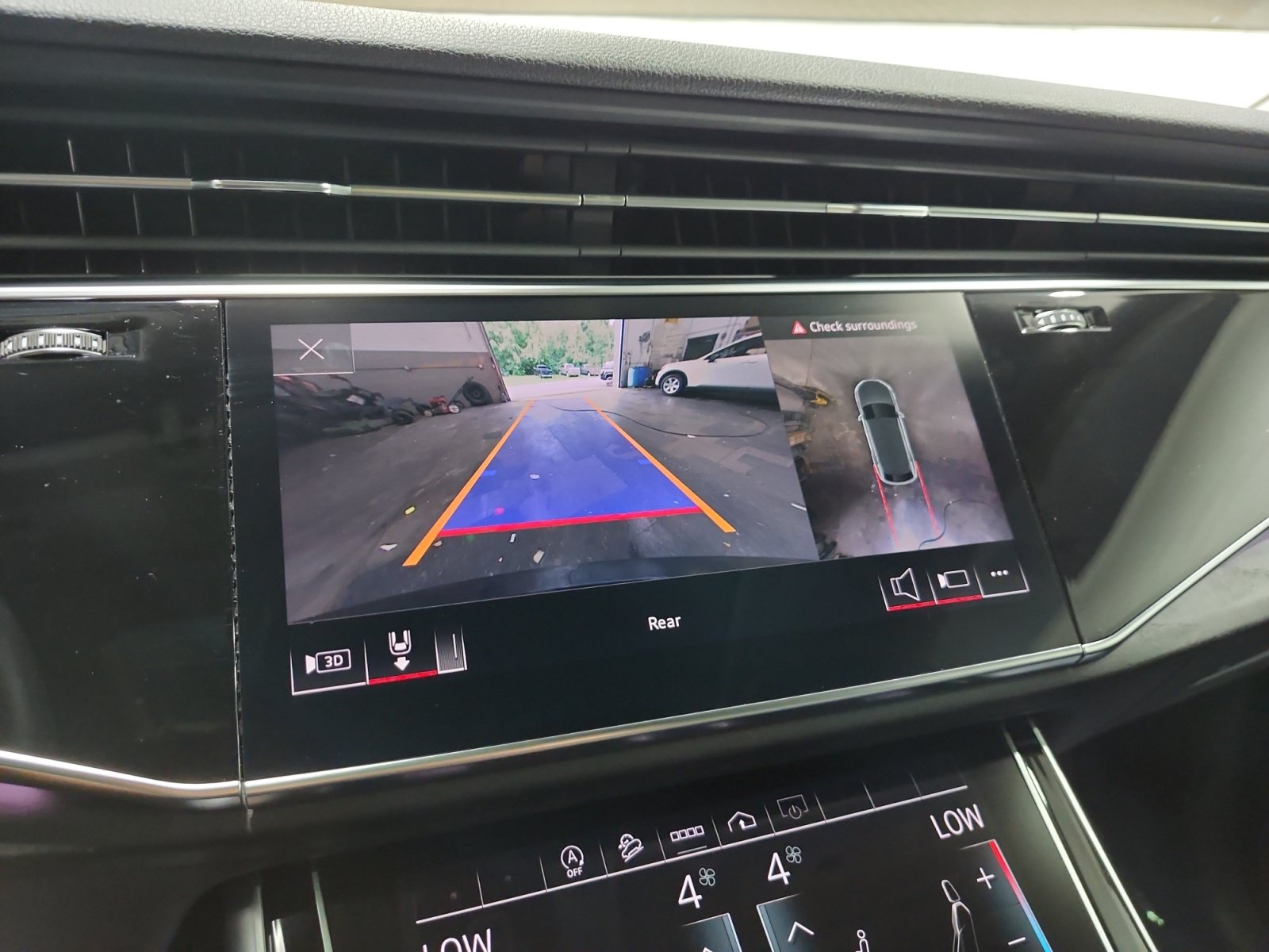 Used 2023 Audi Q8 Premium Plus w/ Premium Plus Package AWD/4WD image 19